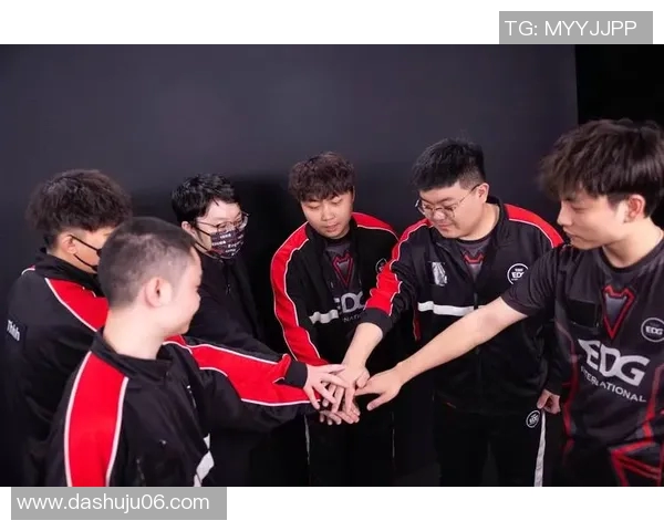 DOTA2精彩回顾：深入分析EDG战队的比赛策略与经验分享